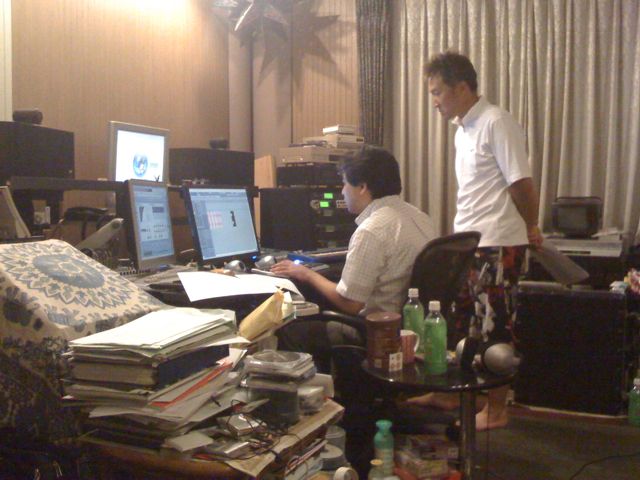 最終の編集です。この時間。。。午前2時半・・・(ーoー)y゜゜ : 