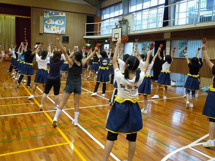 鳴子をならして : 
